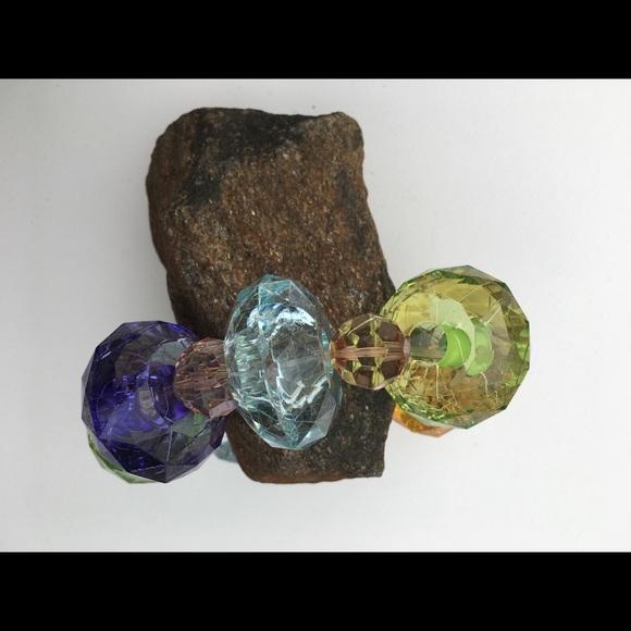 Acrylic Multi-Color Chunky Bracelet (NEW) - Picture 2 of 4